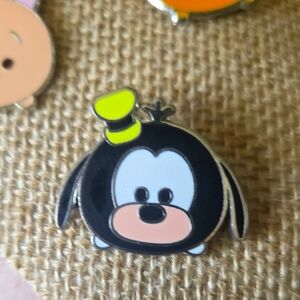 Disney Tsum Tsum Goofy Pin